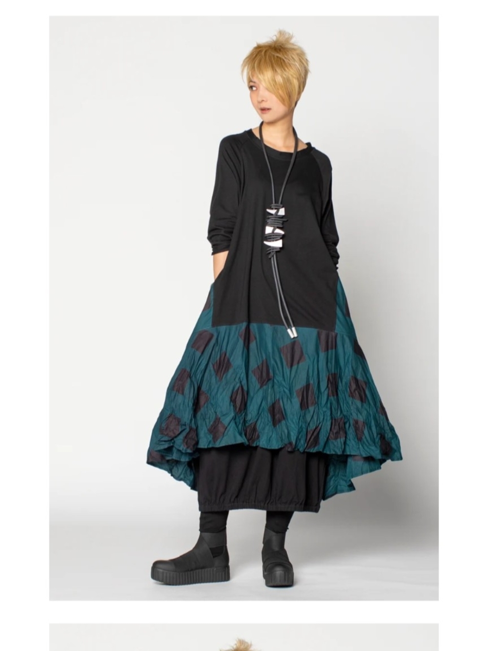 Kaliyana Valencia Dress- Fits Sizes 14-22